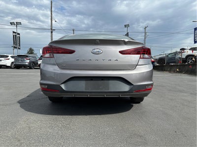 2020 Hyundai Elantra SE