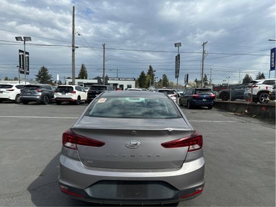 2020 Hyundai Elantra SE