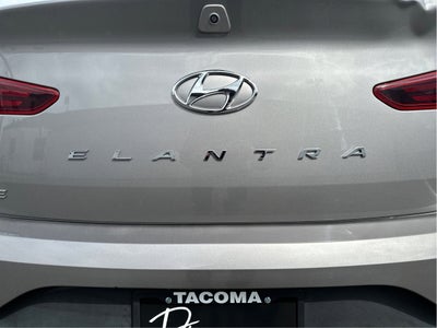2020 Hyundai Elantra SE
