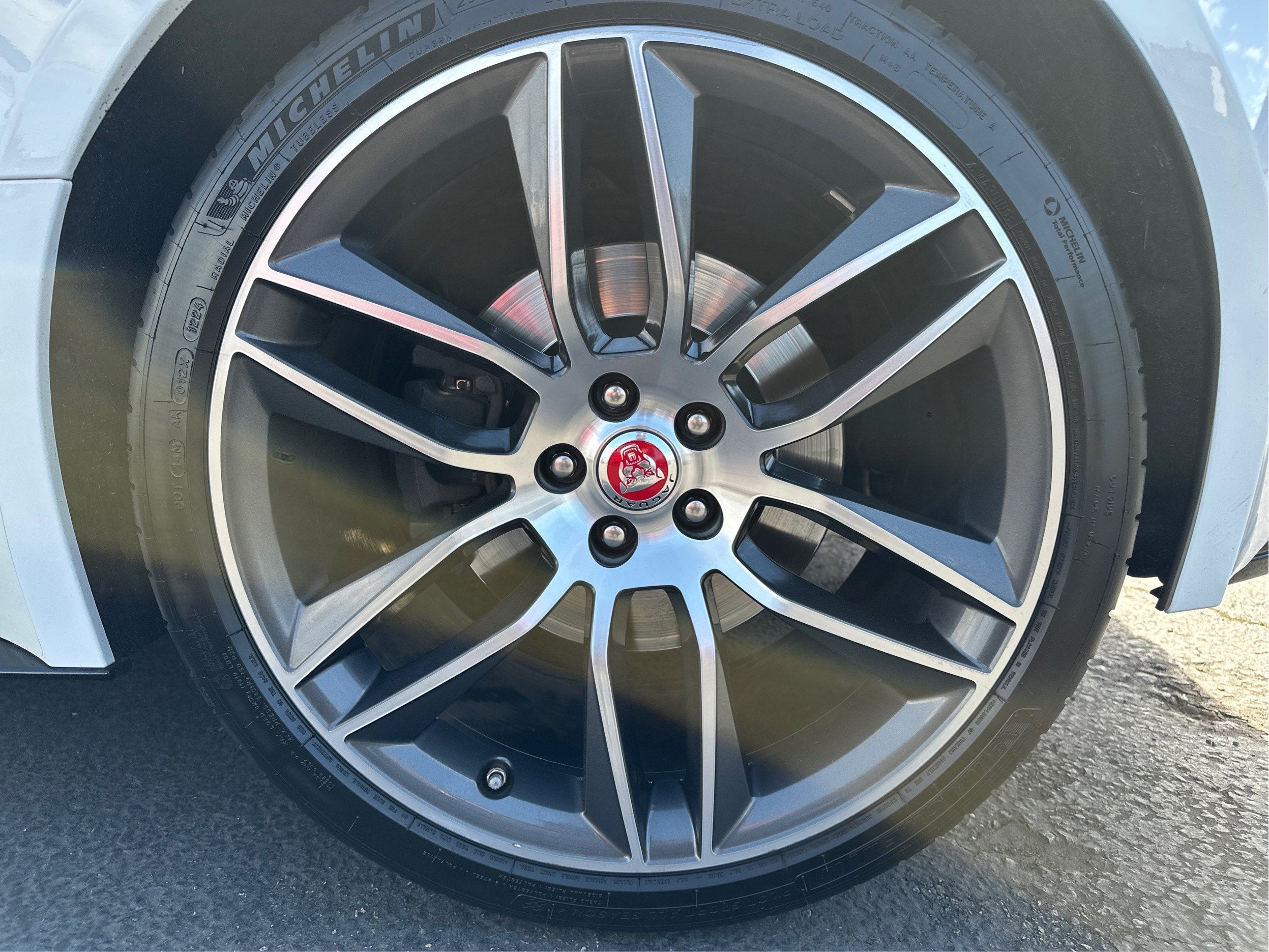 2020 Jaguar F-TYPE R-Dynamic
