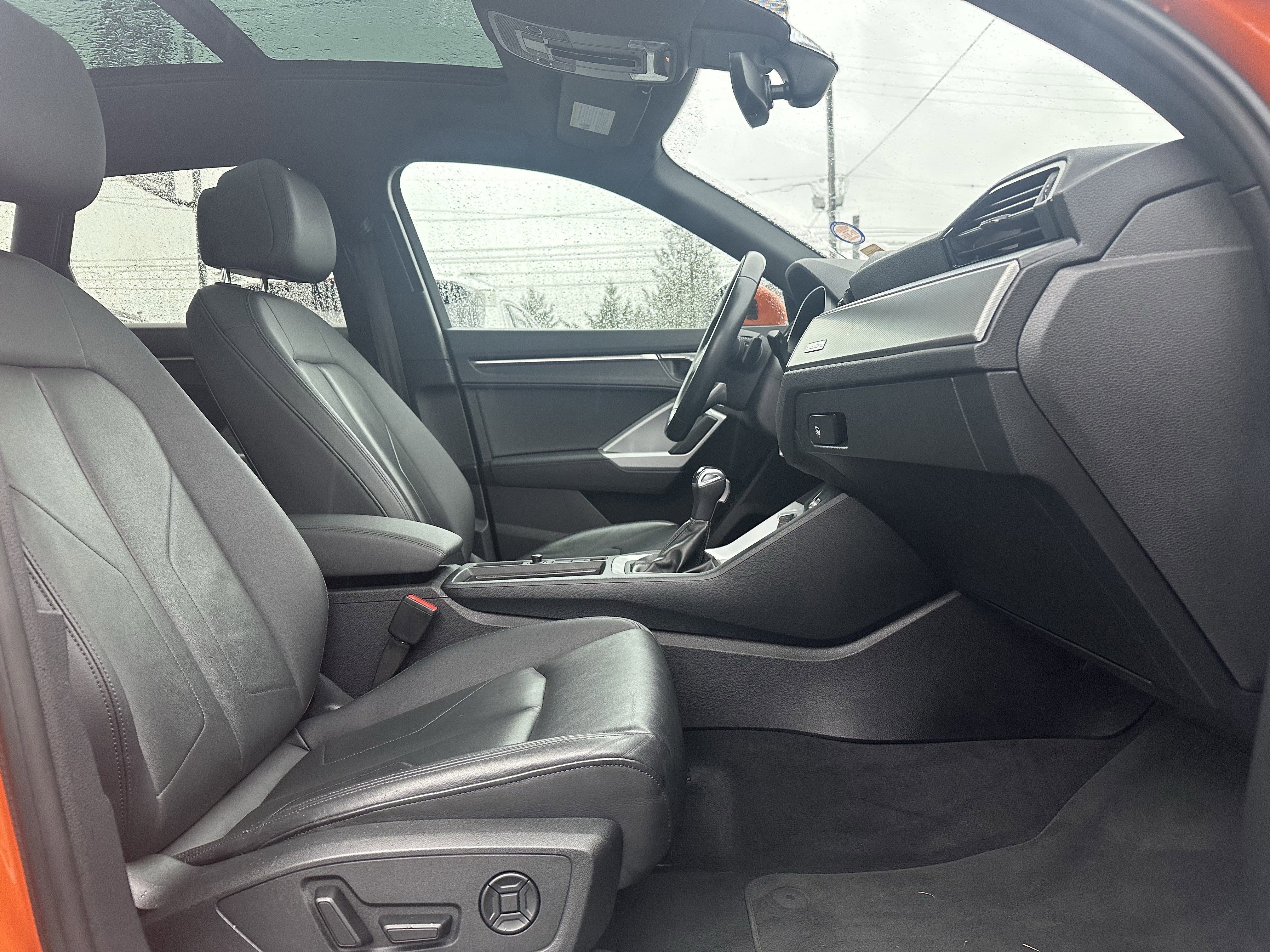 2023 Audi Q3 S line Premium