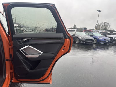 2023 Audi Q3 S line Premium