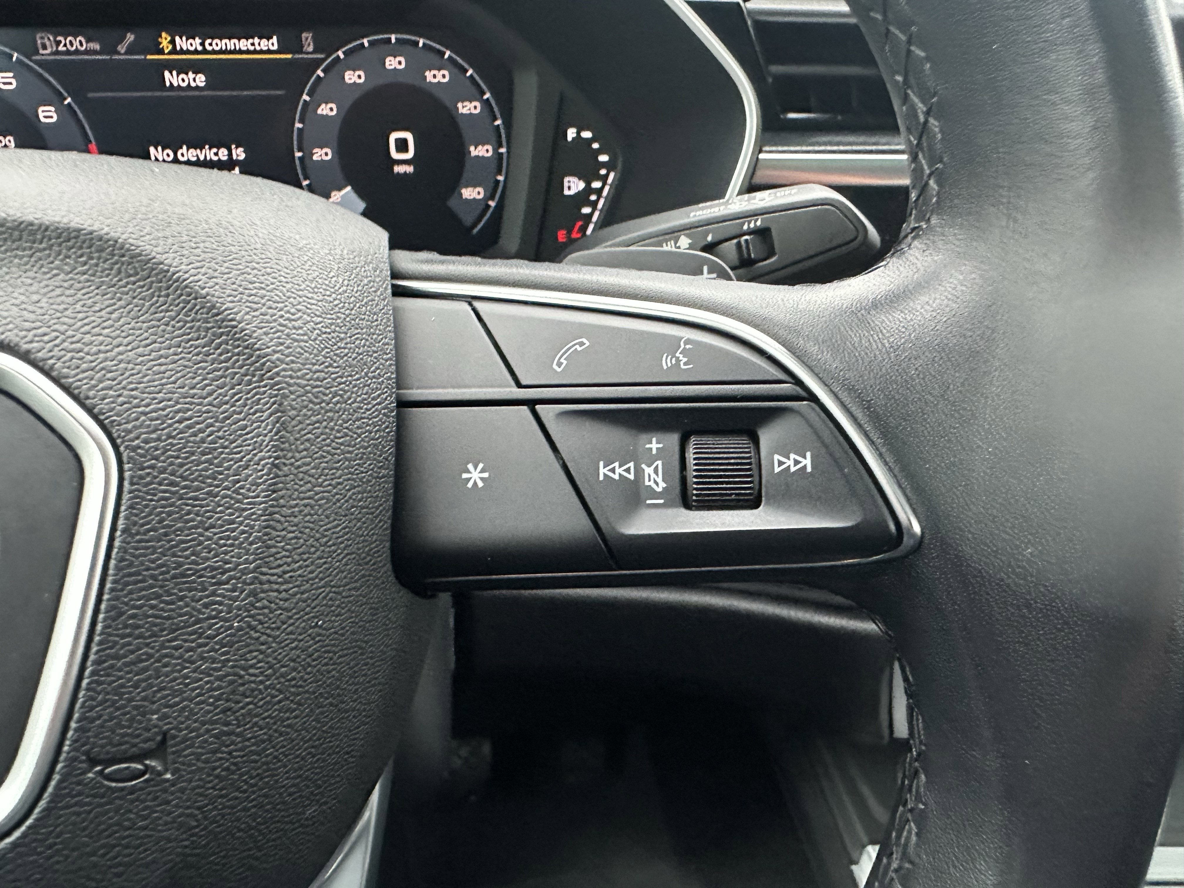 2023 Audi Q3 S line Premium