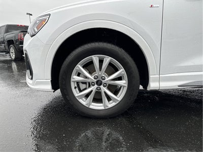 2025 Audi Q3 S line Premium