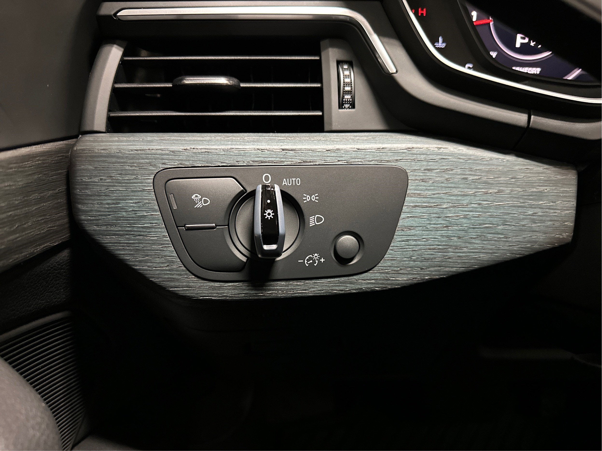 2018 Audi A4 Premium Plus