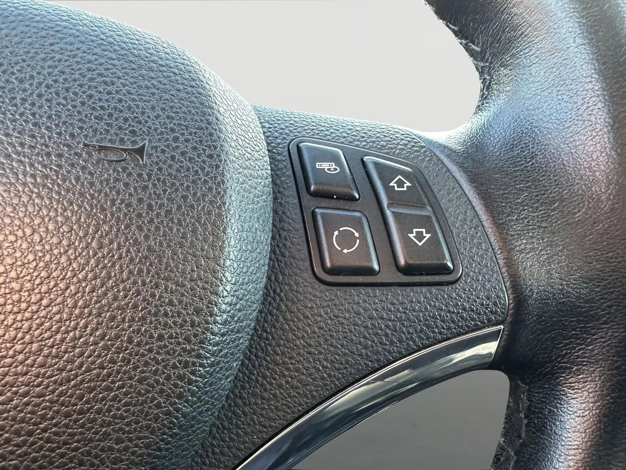 2011 BMW 3 Series 328i