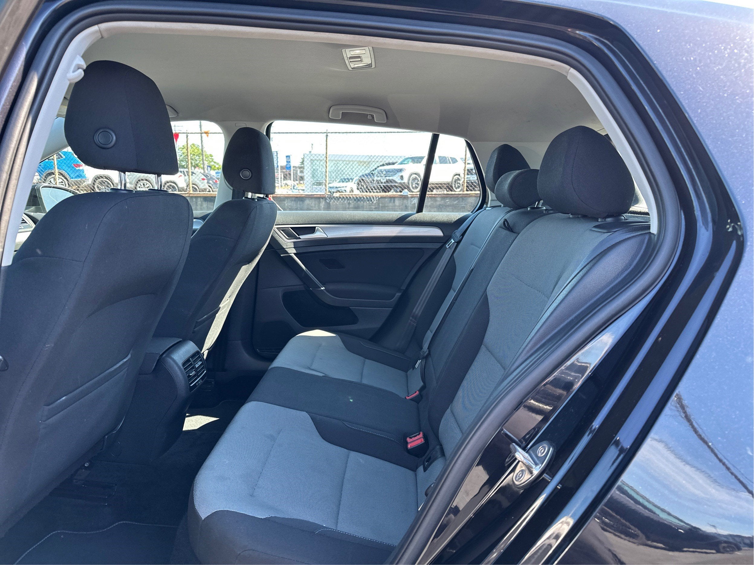 2016 Volkswagen e-Golf SE