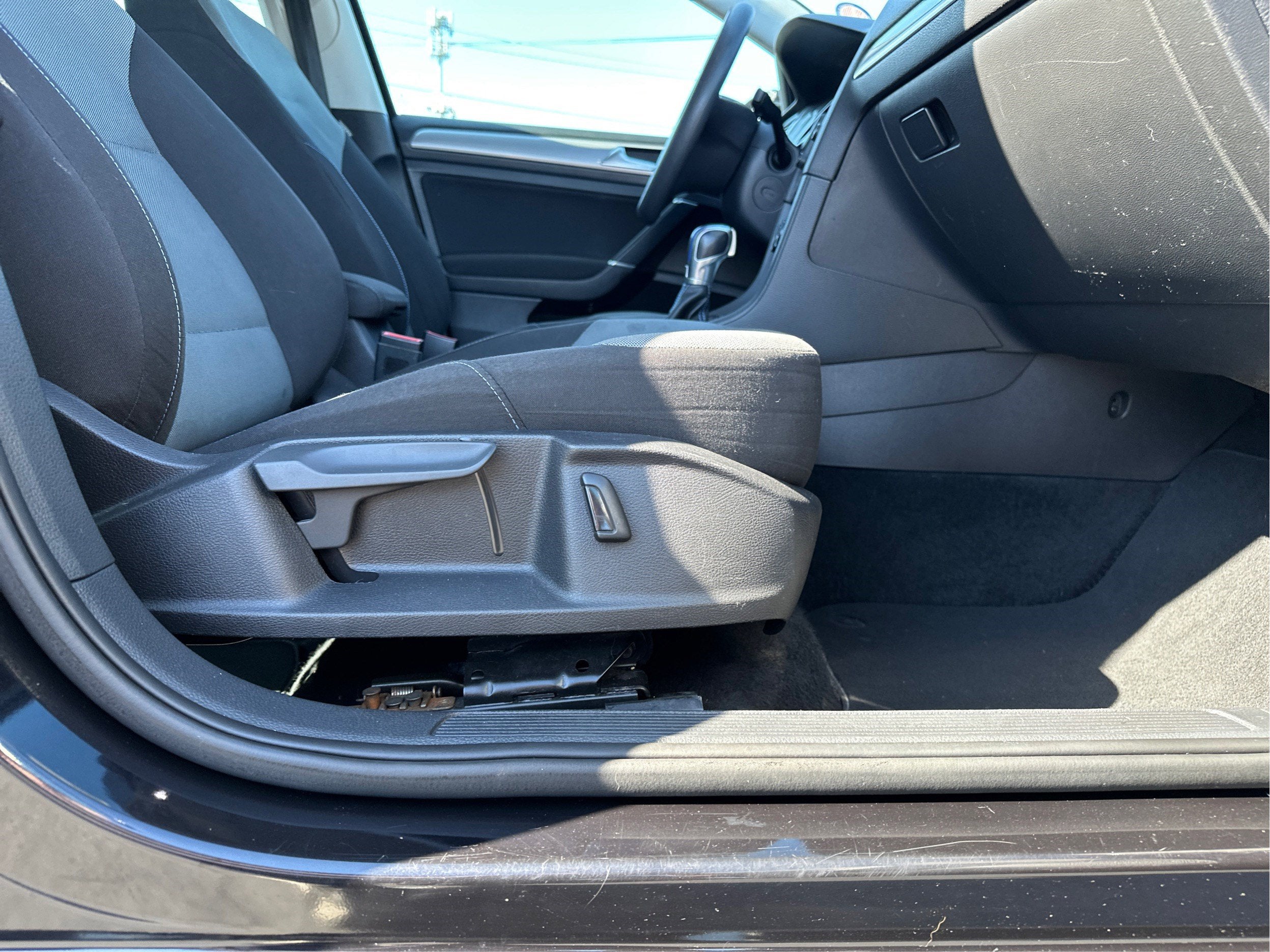 2016 Volkswagen e-Golf SE