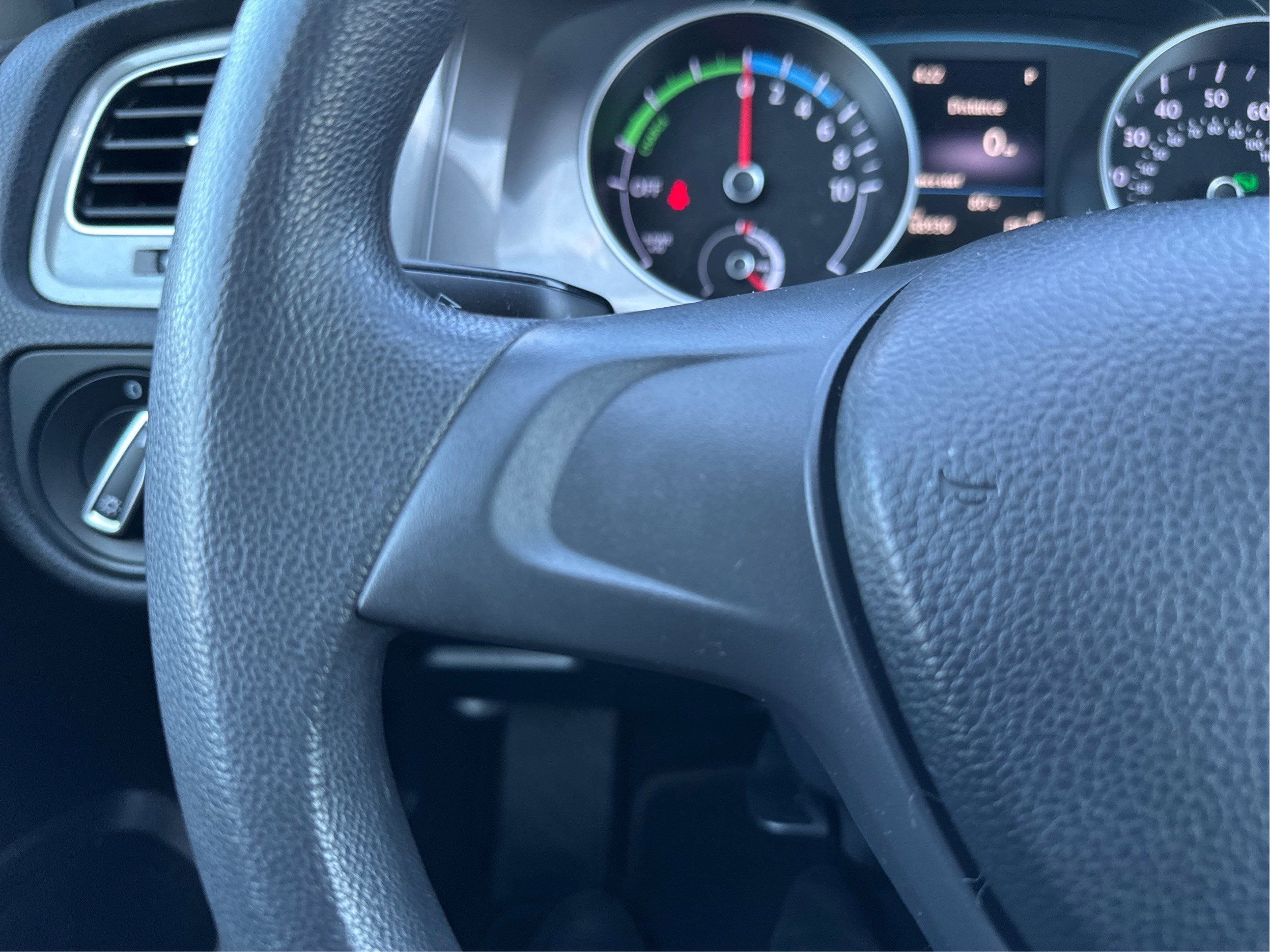 2016 Volkswagen e-Golf SE