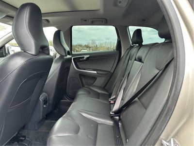 2016 Volvo XC60 T6 Drive-E