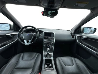 2016 Volvo XC60 T6 Drive-E
