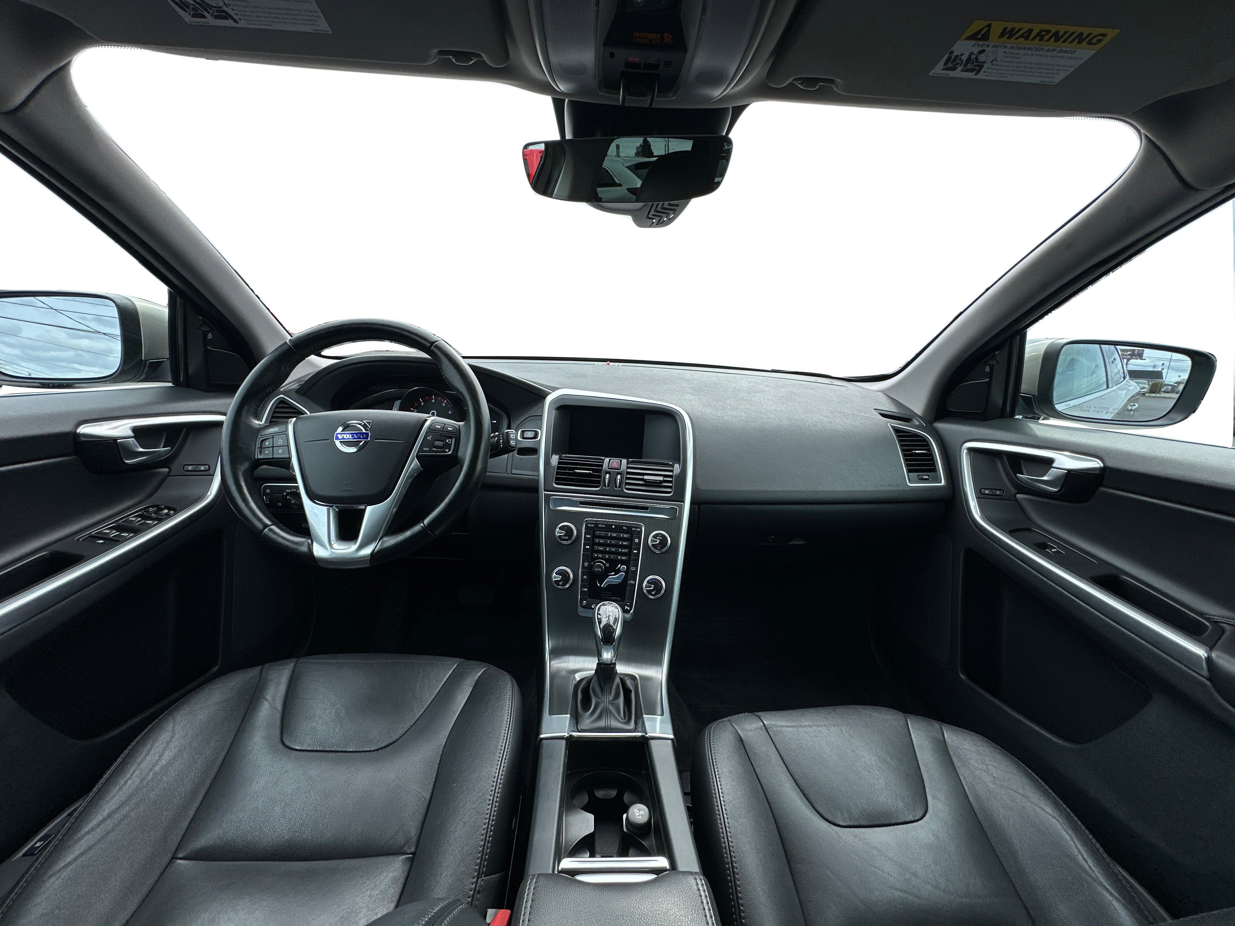 2016 Volvo XC60 T6 Drive-E