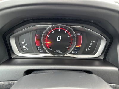 2016 Volvo XC60 T6 Drive-E