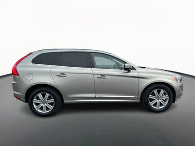 2016 Volvo XC60 T6 Drive-E