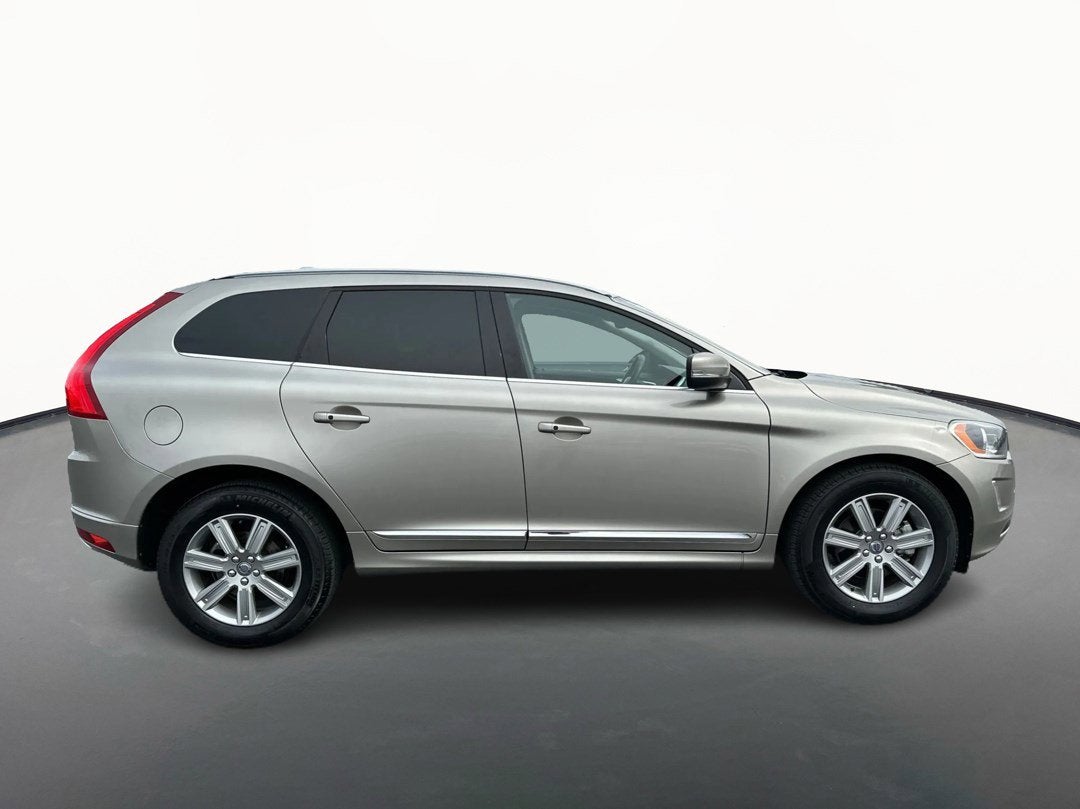 2016 Volvo XC60 T6 Drive-E