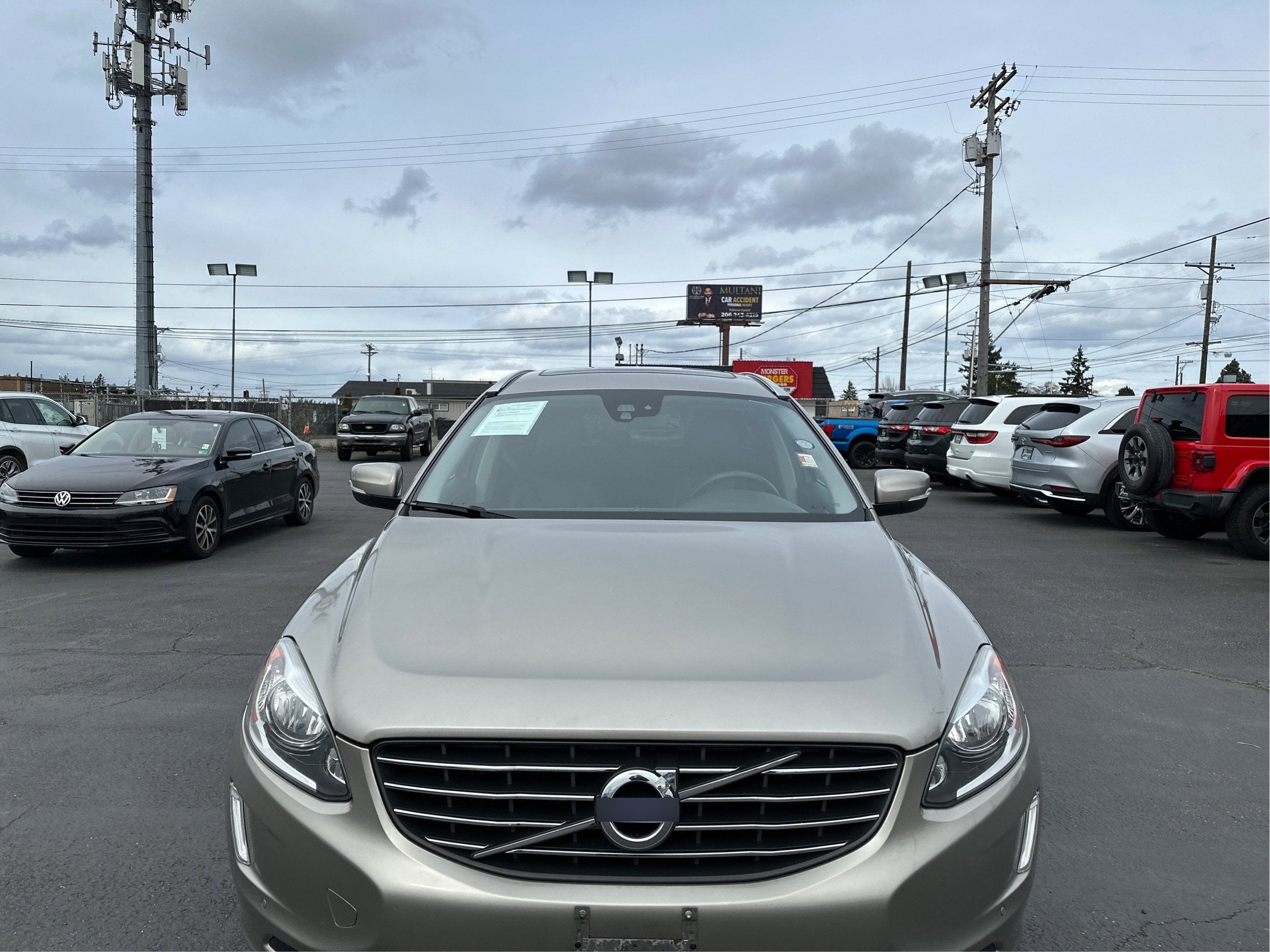 2016 Volvo XC60 T6 Drive-E