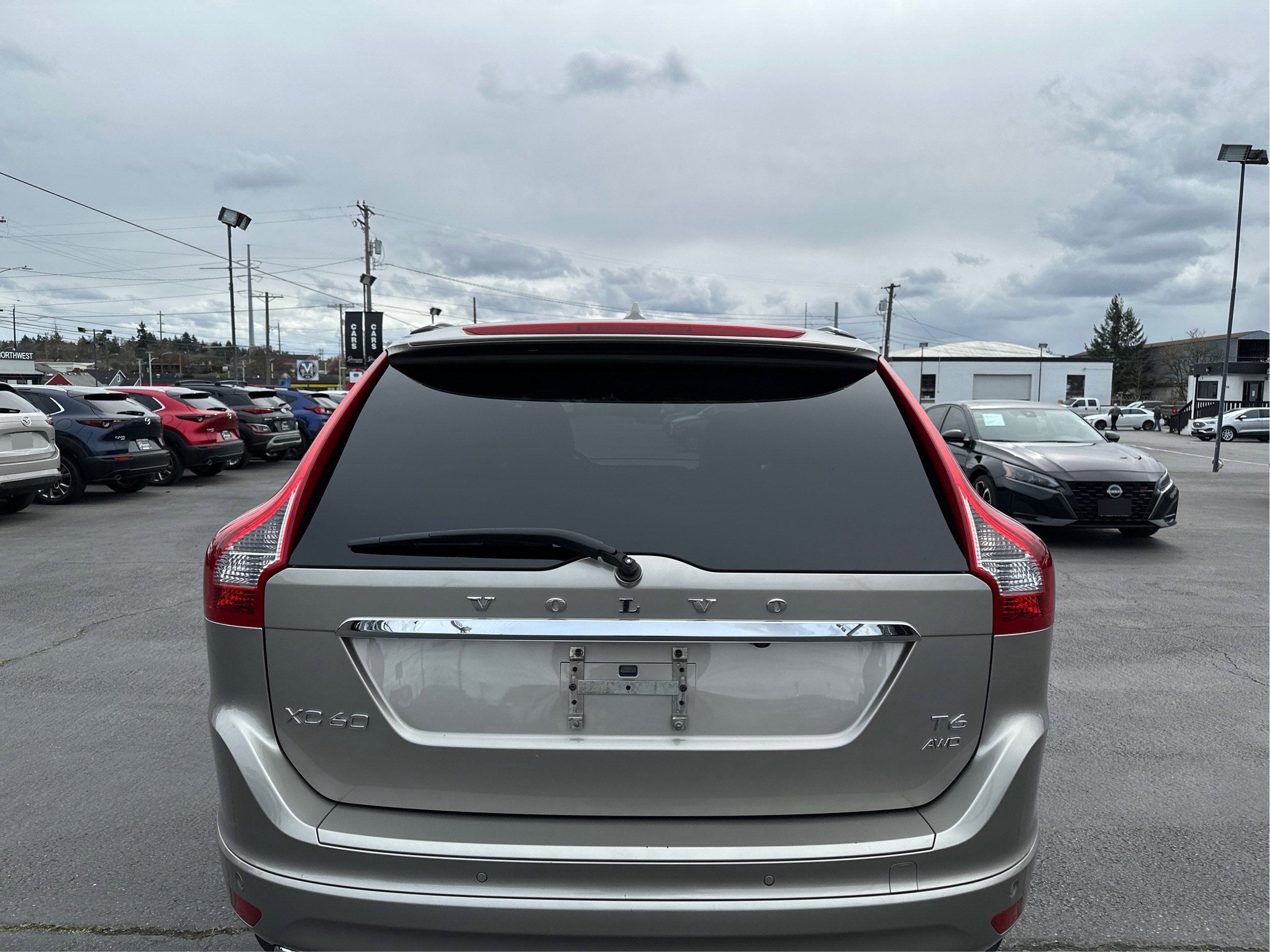 2016 Volvo XC60 T6 Drive-E