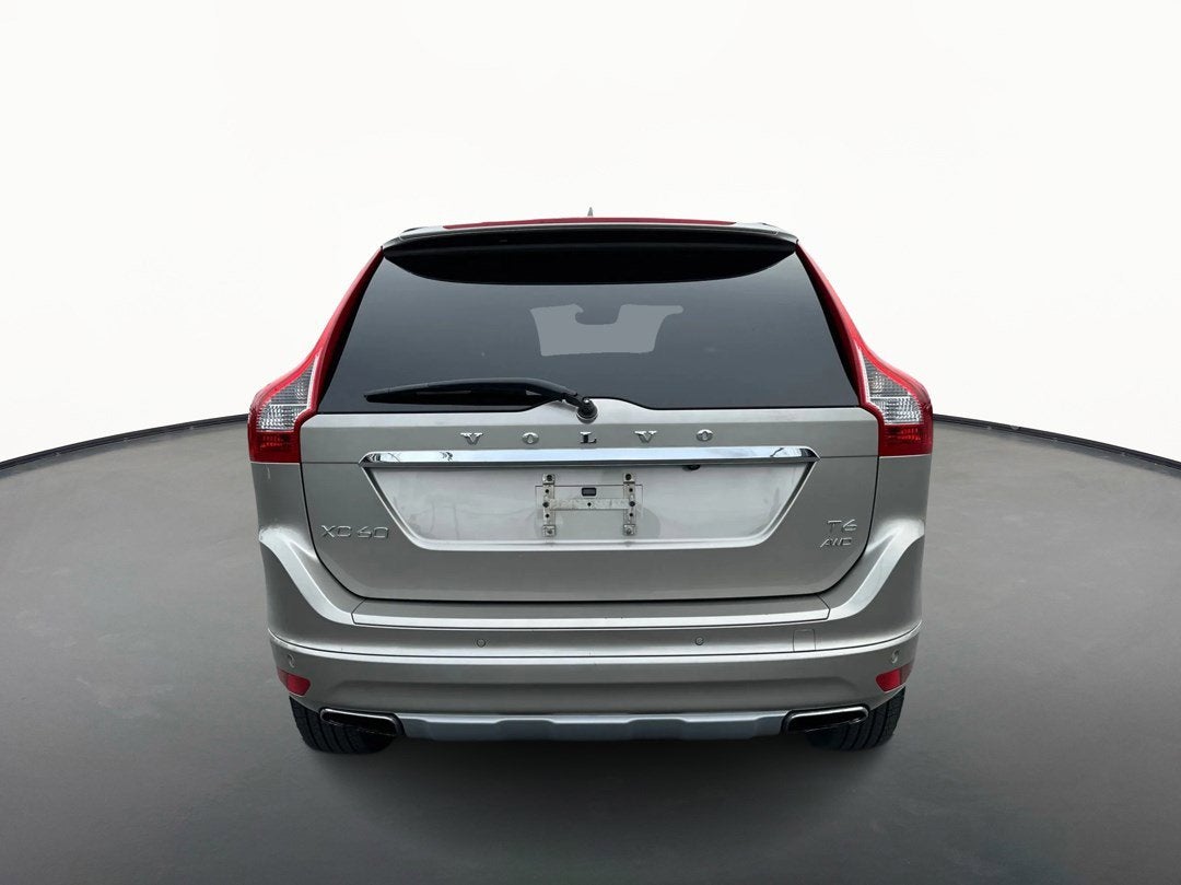 2016 Volvo XC60 T6 Drive-E